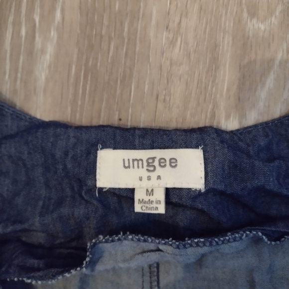 Umgee Open Shoulder Jean-Like Blouse - Picture 2 of 4